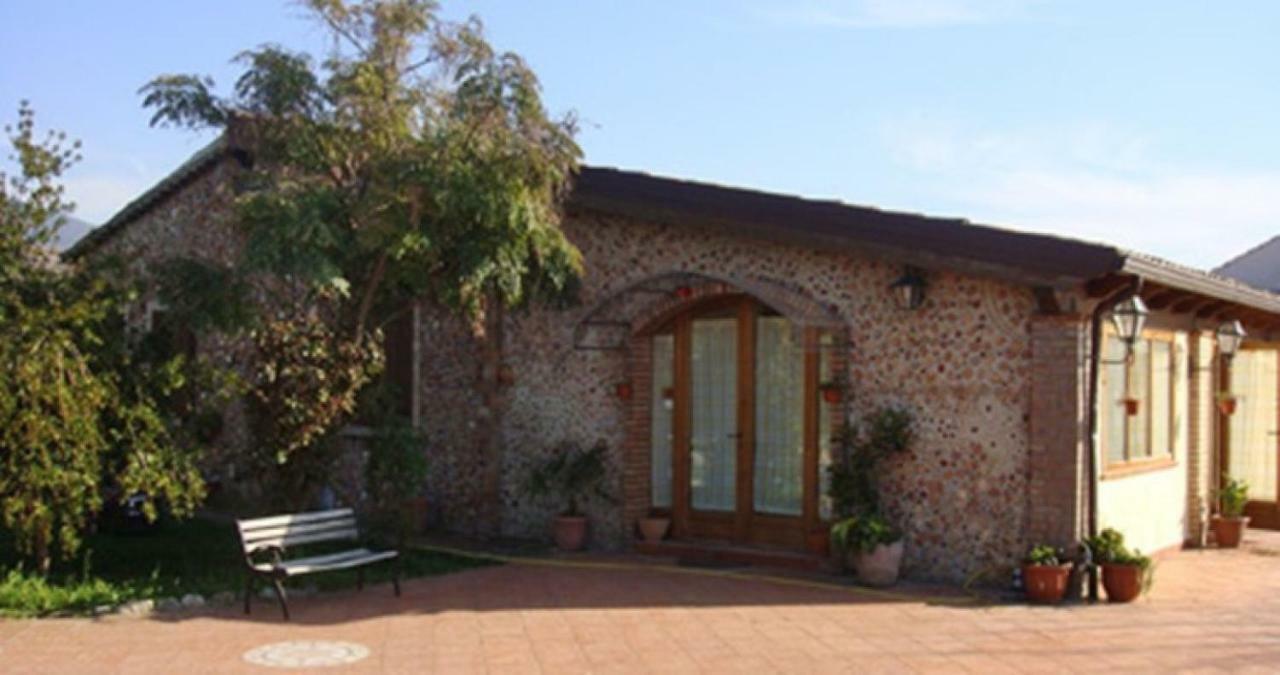 Agriturismo Pingitore Luzzi المظهر الخارجي الصورة